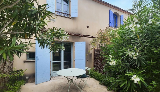 2 bedroom stunning home in Saint Laurent de la Ca