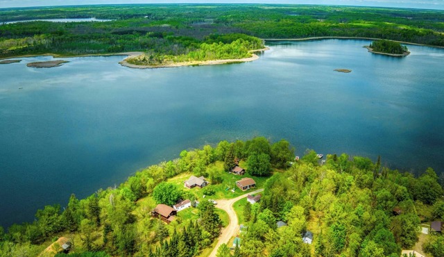 2 Bedroom, 1900's Logging cabin on Three Island Lake in Bemidji, MN