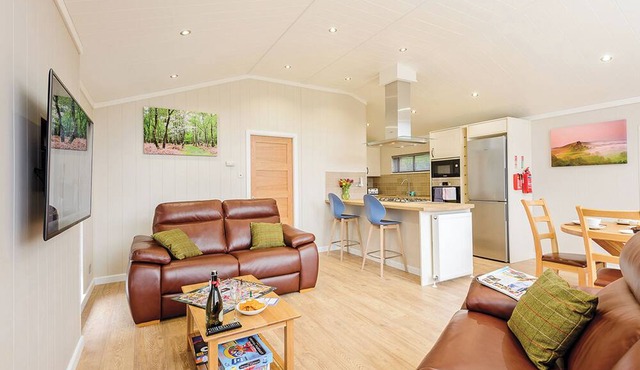 2 bedroom accommodation in Holton Heath