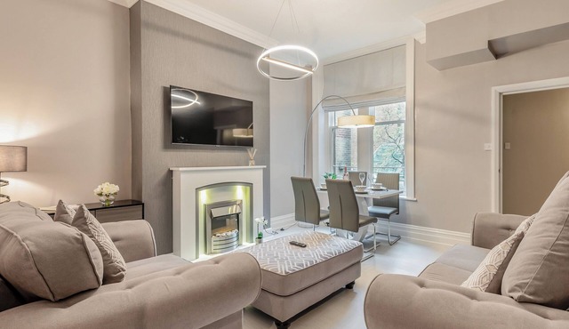 2 bedroom accommodation in Bournemouth