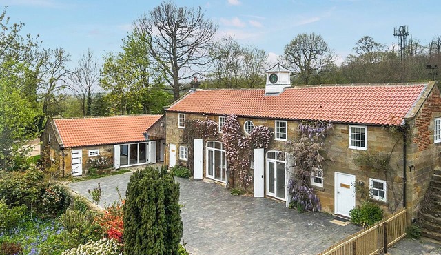 2 bedroom accommodation in Great Ayton