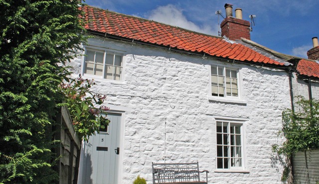 2 bedroom accommodation in Burythorpe