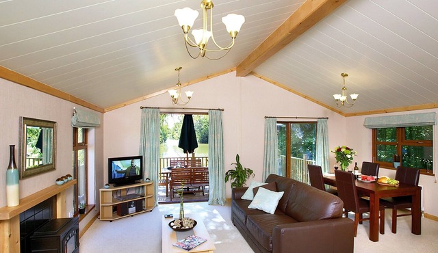 2 bedroom accommodation in Cullompton