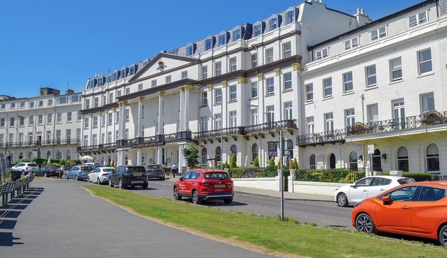 2 bedroom accommodation in Scarborough