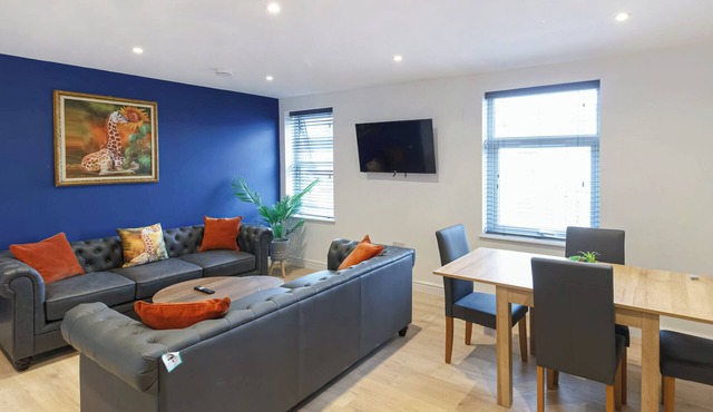 2 bedroom accommodation in Blackpool