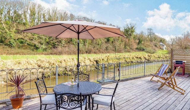 2 bedroom accommodation in Little Petherick, near Padstow
