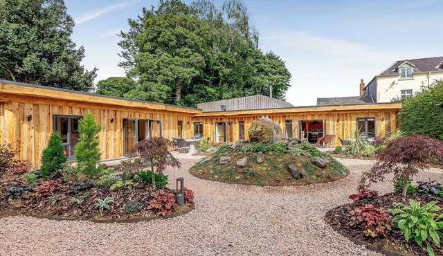 2 bedroom accommodation in Llagadfan, Welshpool