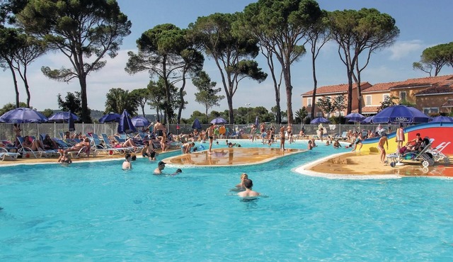 2 bedroom accommodation in Calvisson