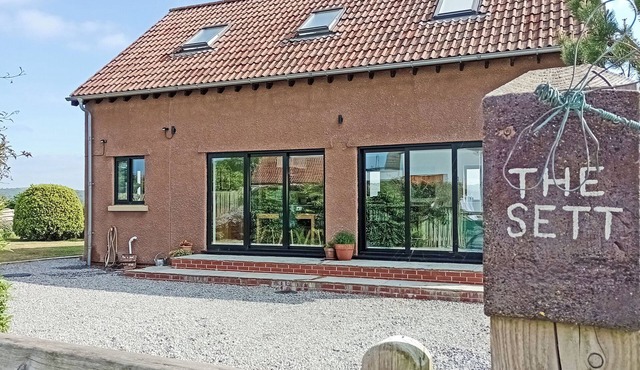 2 bedroom accommodation in Stone Allerton, near Cheddar