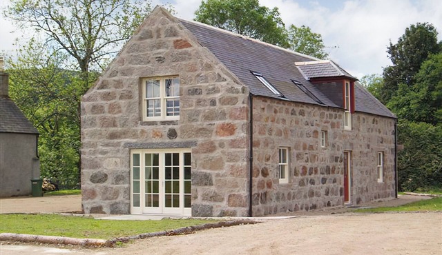 2 bedroom accommodation in Banchory