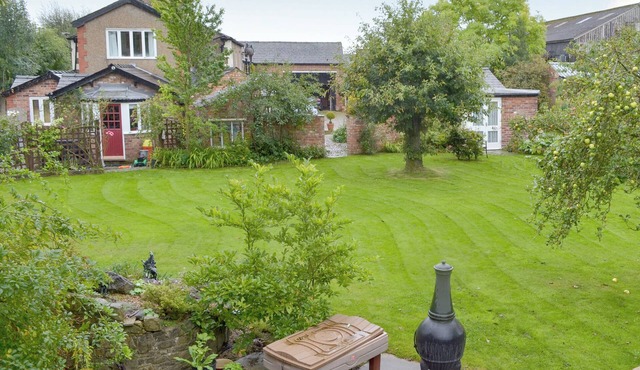2 bedroom accommodation in Burscough, near Southport