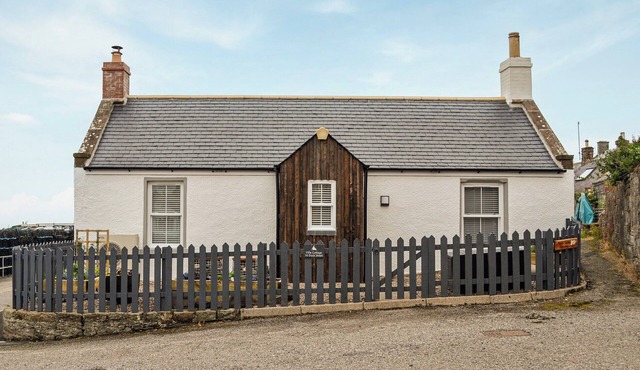 2 bedroom accommodation in Johnshaven, near Stonehaven