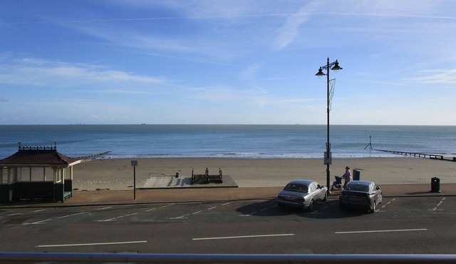 2 bedroom accommodation in Shanklin