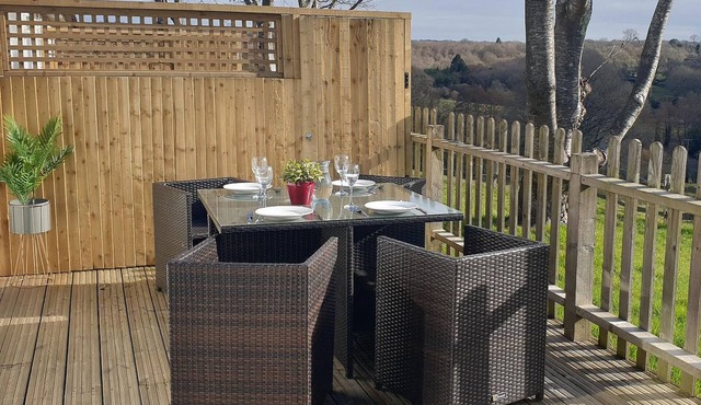 2 bedroom accommodation in Uckfield