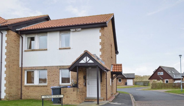 2 bedroom accommodation in Beadnell