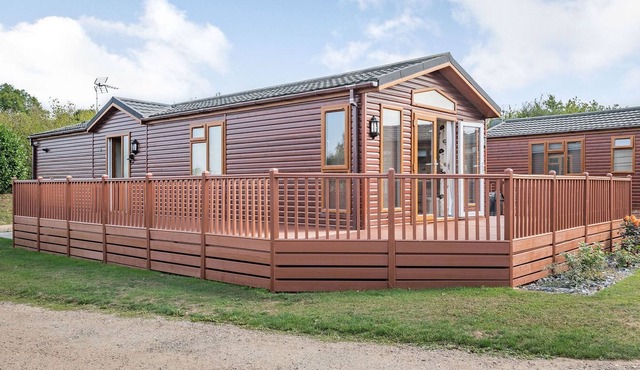 2 bedroom accommodation in Yaxham, Dereham