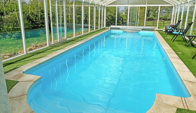 2 bedroom accommodation in Meriden