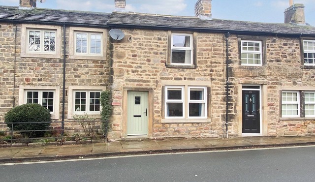 2 bedroom accommodation in Embsay, near Skipton