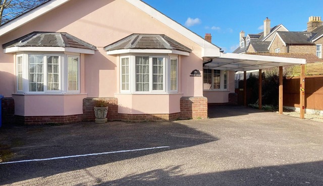 2 bedroom accommodation in Long Melford, near Sudbury