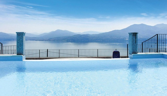 2 bedroom accommodation in Meina NO