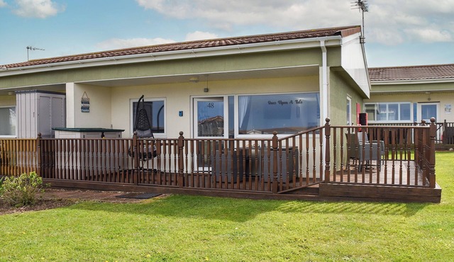 2 bedroom accommodation in Bacton