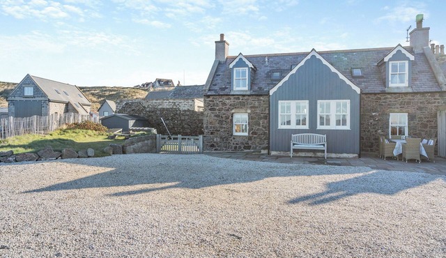2 bedroom accommodation in Banff