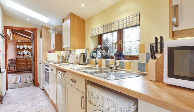 2 bedroom accommodation in Great Hautbois, near Coltishall