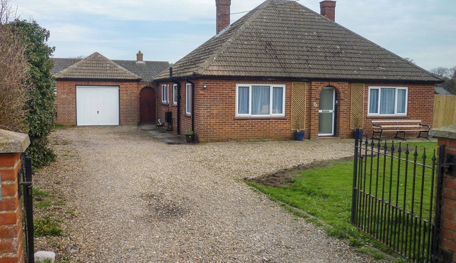 2 bedroom accommodation in Mundesley, near North Walsham