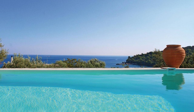 2 bedroom accommodation in Aegina
