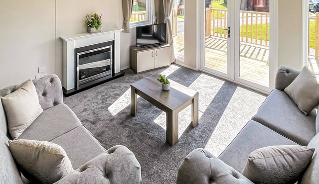 2 bedroom accommodation in Tunstall, Nr Hull