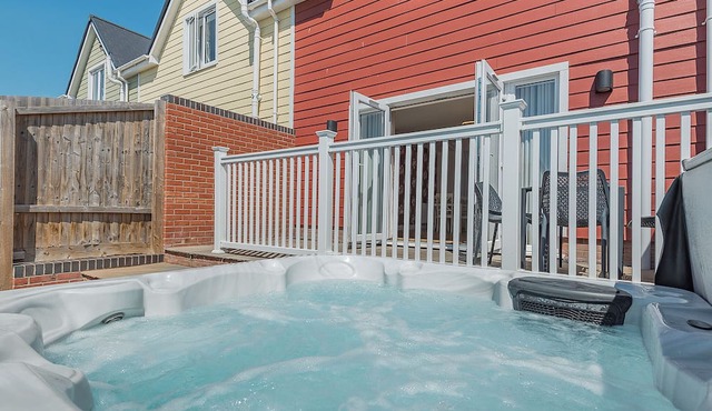 2 bedroom accommodation in Orby