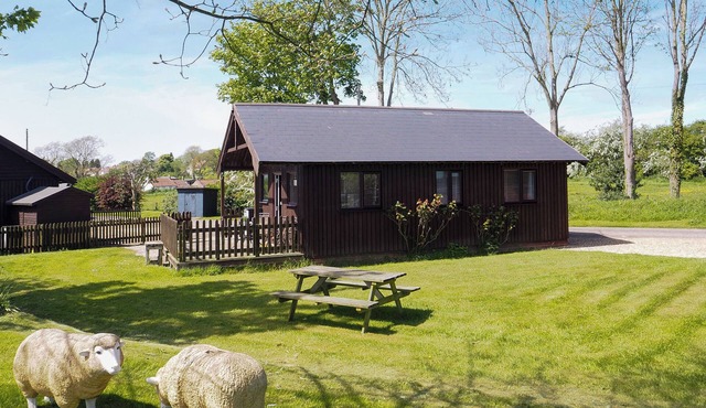 2 bedroom accommodation in Nawton, near Helmsley