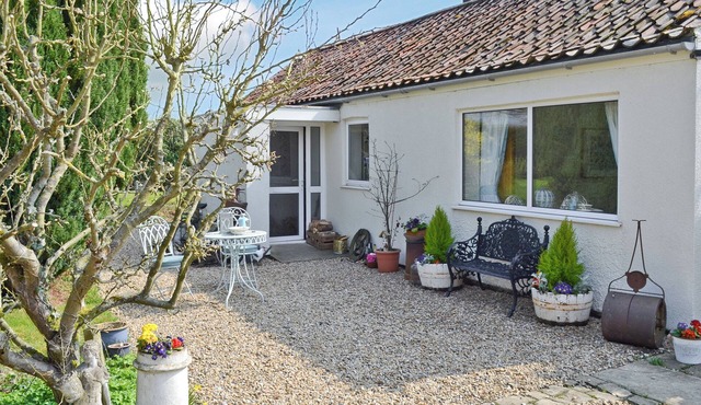 2 bedroom accommodation in Stillington, near York