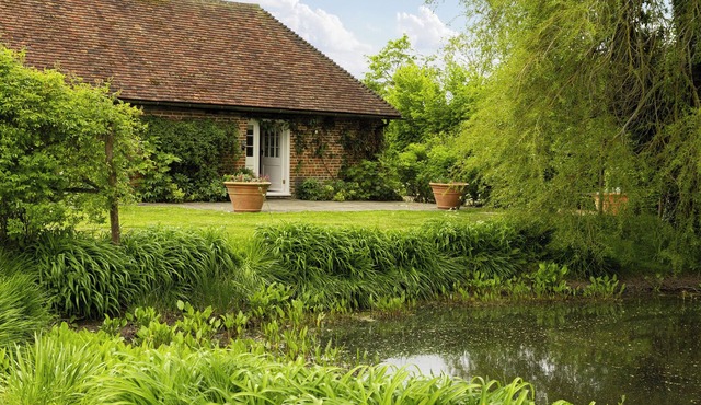 2 bedroom accommodation in Warehorne, Ashford