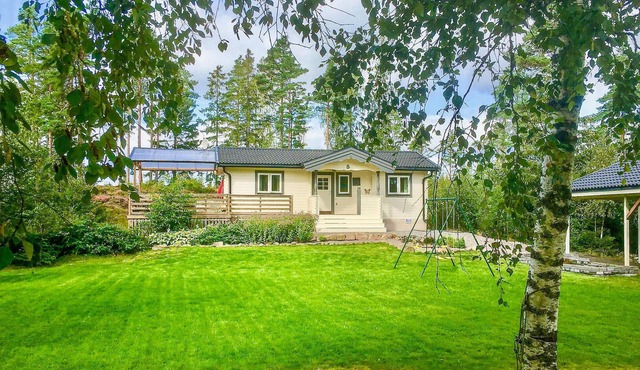 2 bedroom amazing home in Färgelanda