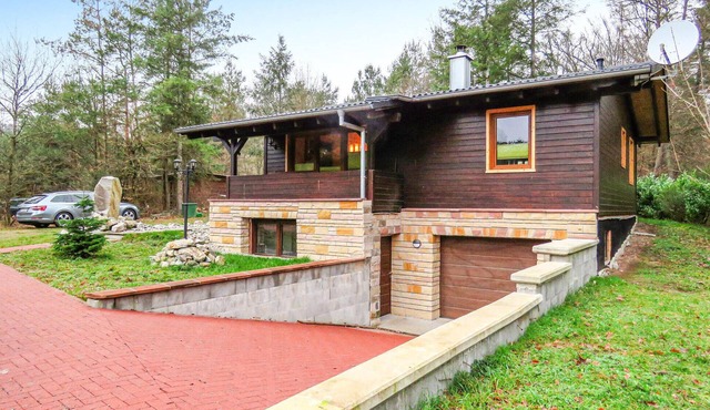 2 bedroom amazing home in Merzalben