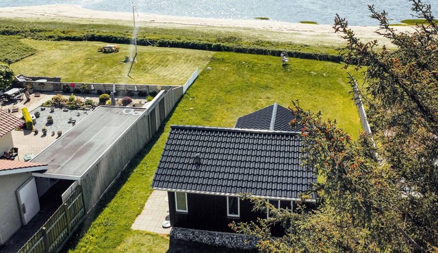 2 bedroom amazing home in Esbjerg V