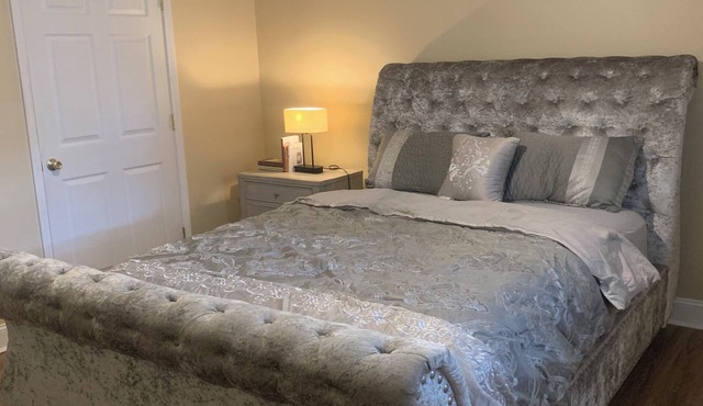 2 bedroom apartment in brilliant Stonecrest with AC, WiFi. Enjoy your stay