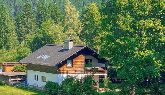 2 bedroom awesome home in Ferlach