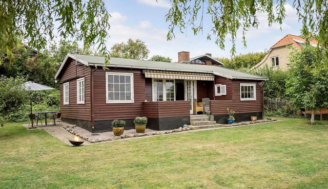 2 bedroom beach front home in Rude