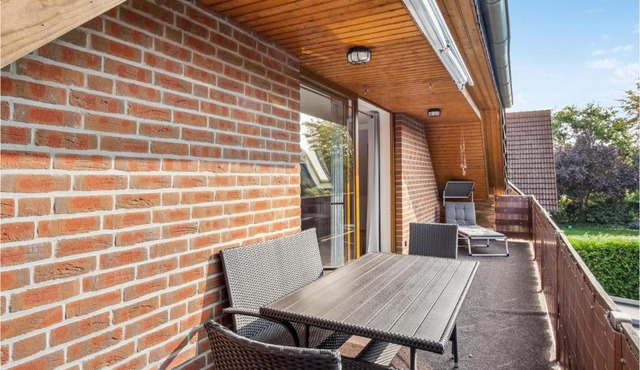 2 Bedroom Beautiful Apartment In Wendisch Evern