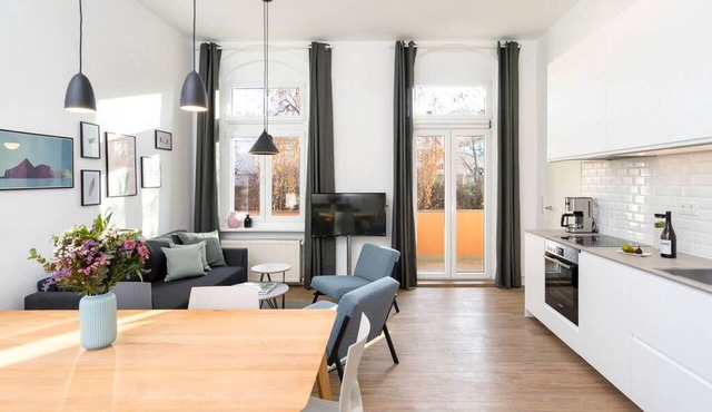 2-Bedroom Apartment (80sqm) with a balcony(4)