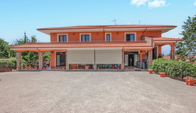 2 bedroom gorgeous apartment in Mercato Cilento