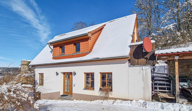 2 bedroom gorgeous home in Kranichfeld