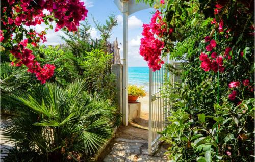 2 Bedroom Gorgeous Home In Sciacca