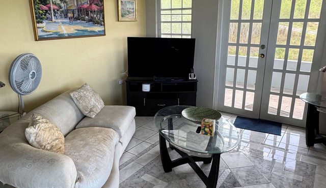 2-Bedroom House with Caribbean & Mountain Views & WiFi on 7 acres