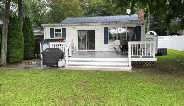 2 bedroom lake front home ready for the Ryder Cup!