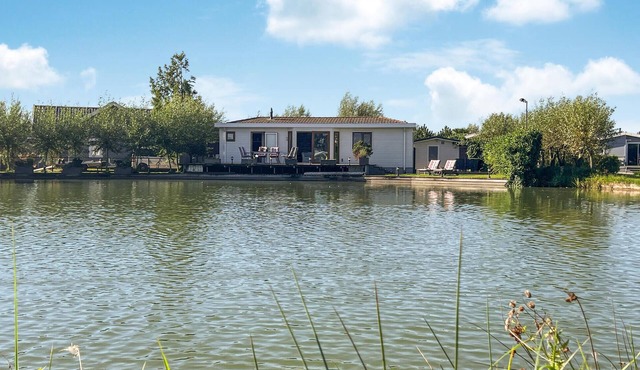 2 bedroom nice home in Molenschot