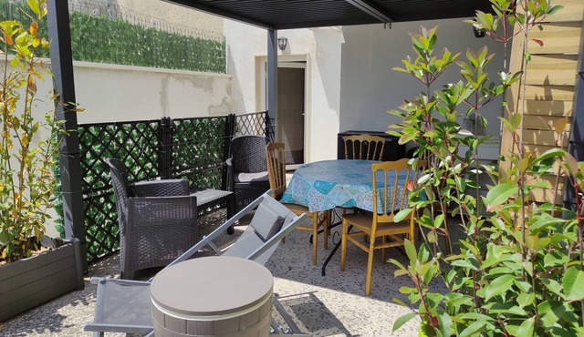2 Bedroom Private vacation home in Laterza