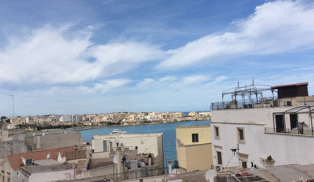 2 Bedroom Private vacation home in Otranto